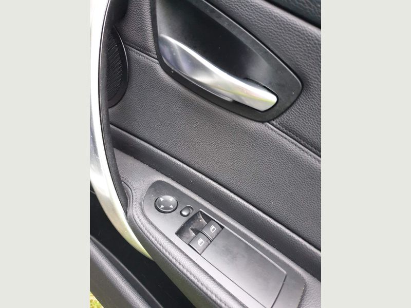 BMW 1 Series  2.0 120i Exclusive Edition 2dr