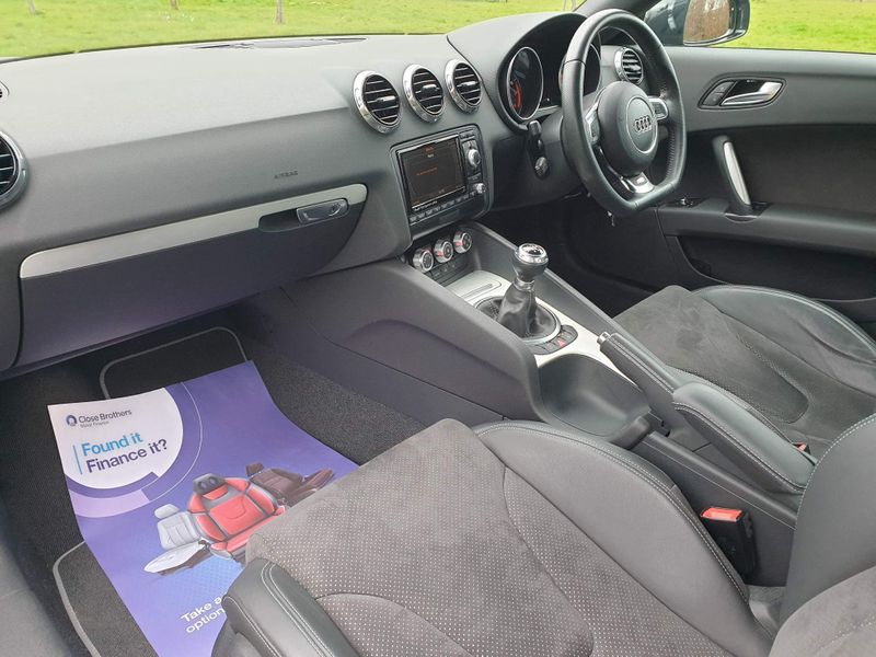 Audi TT 1.8 TFSI S line 3dr