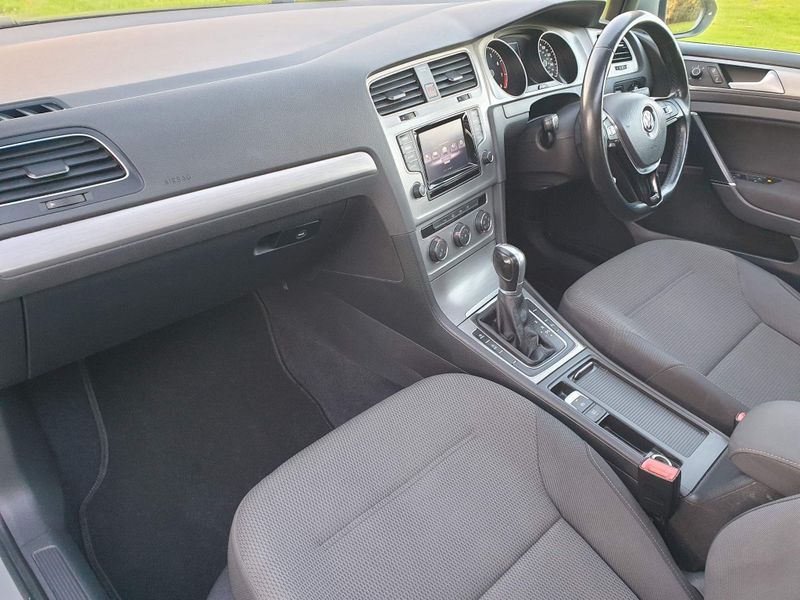 Volkswagen Golf  1.4 TSI BlueMotion Tech Match DSG Euro 5 (s/s) 5dr