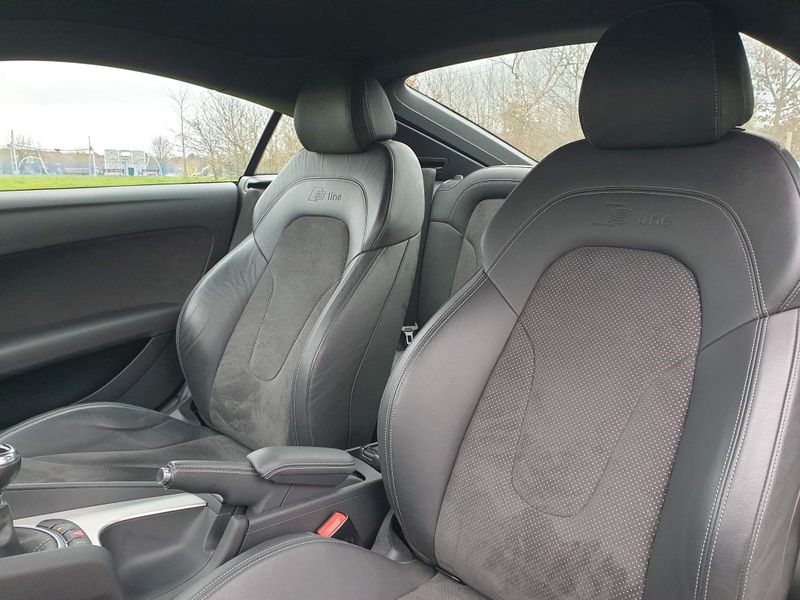 Audi TT 1.8 TFSI S line 3dr