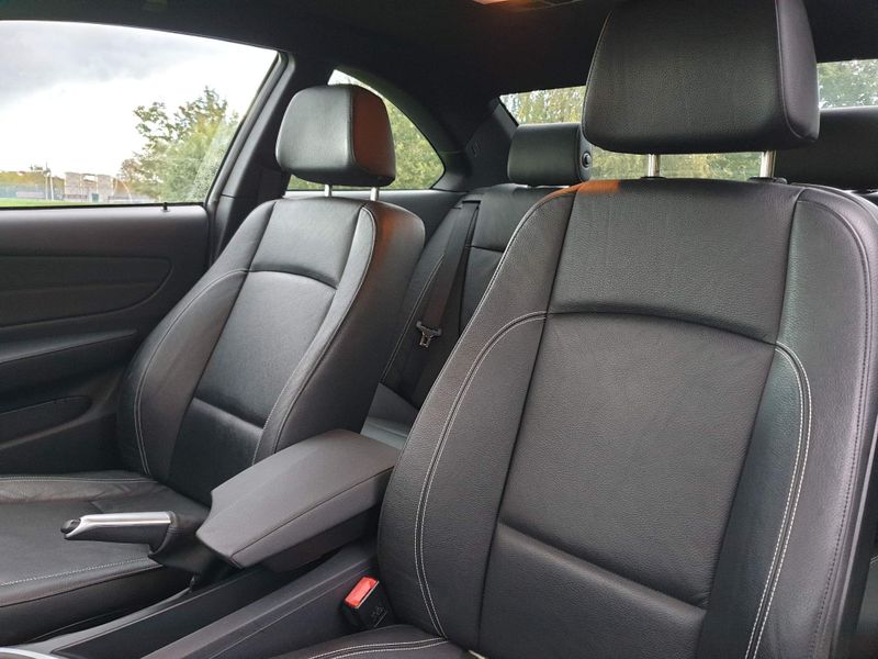 BMW 1 Series  2.0 120i Exclusive Edition 2dr