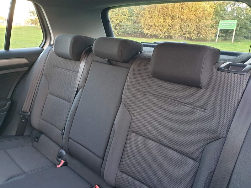 Volkswagen Golf  1.4 TSI BlueMotion Tech Match DSG Euro 5 (s/s) 5dr