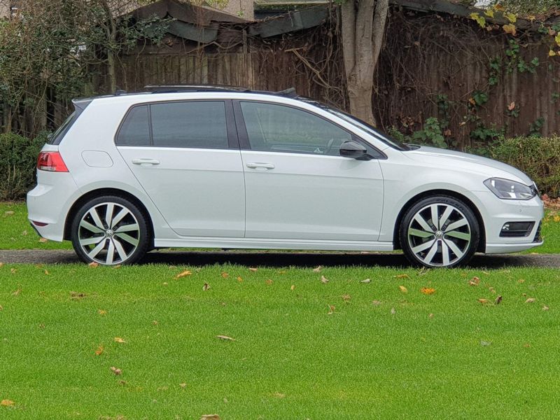 Volkswagen Golf  2.0 TDI BlueMotion Tech R-Line Edition Euro 6 (s/s) 5dr