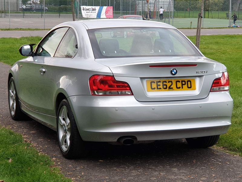 BMW 1 Series  2.0 120i Exclusive Edition 2dr