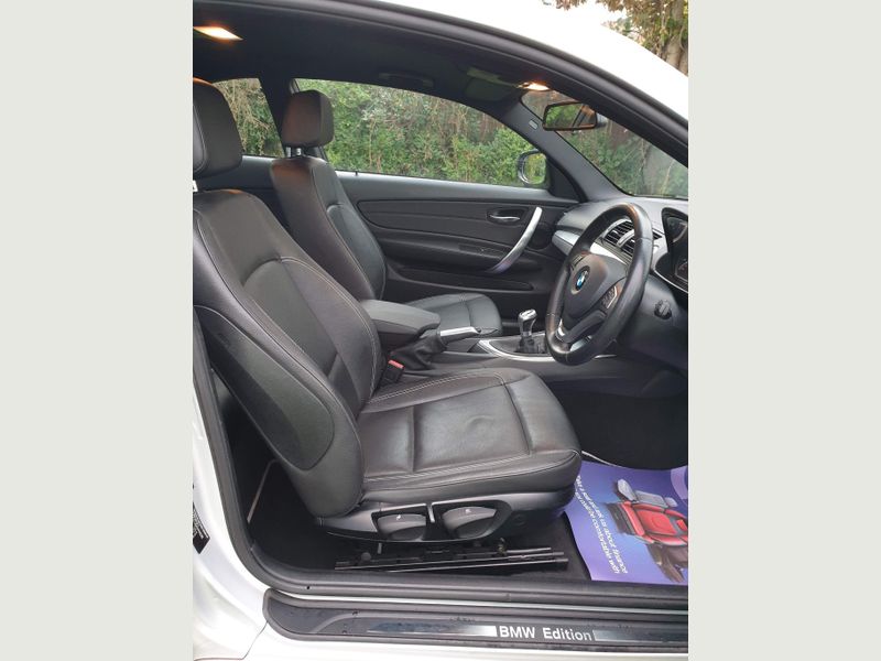 BMW 1 Series  2.0 120i Exclusive Edition 2dr