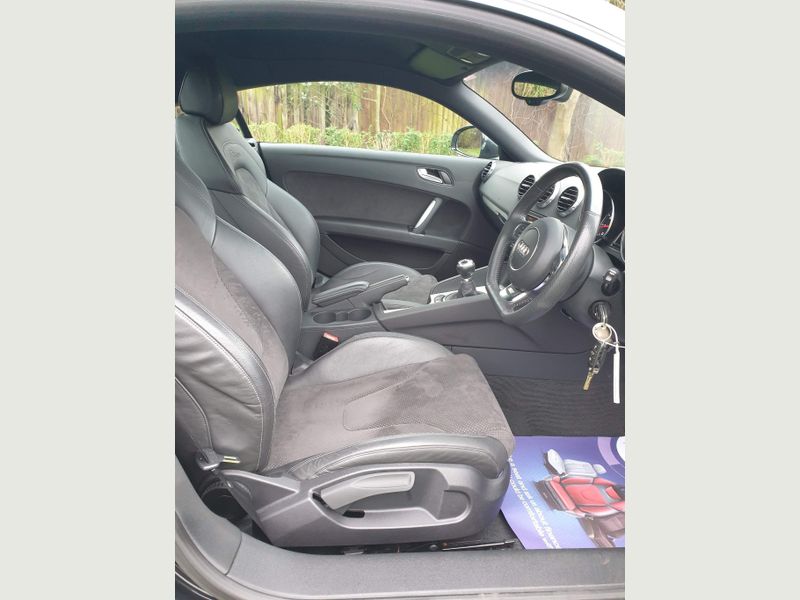 Audi TT 1.8 TFSI S line 3dr