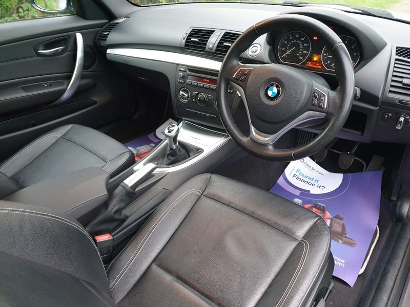 BMW 1 Series  2.0 120i Exclusive Edition 2dr